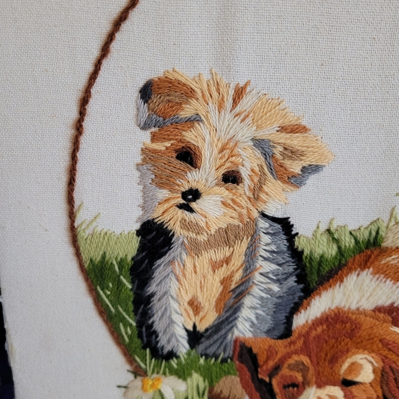 Vintage "Puppy Love" Crewel Embroidery - Picture 2 of 11